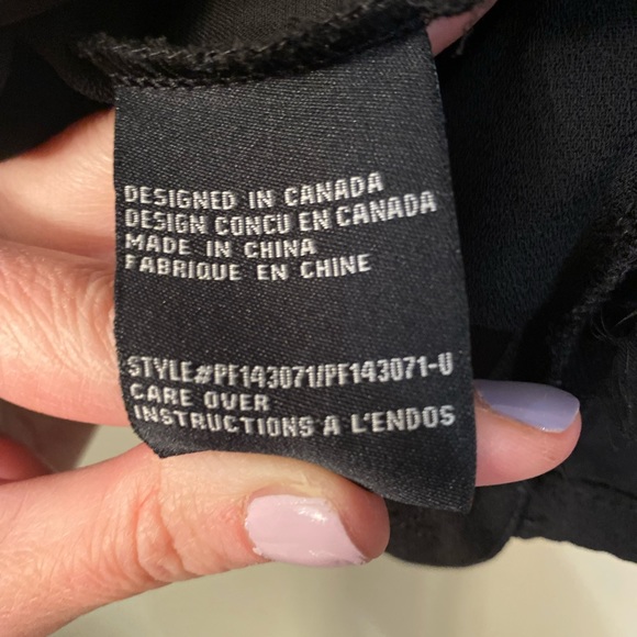 Black lace faux leather accents tank top size Medium Excellent Condition - Picture 7 of 8